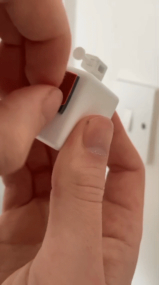 BOTLIFY FINGERBOT